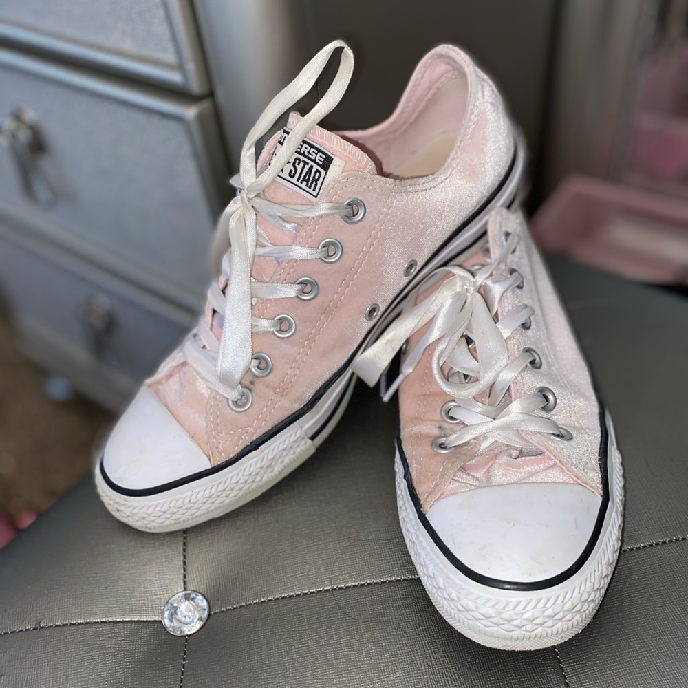 Converse Bundle. All size 8. Fit like an 8.5.